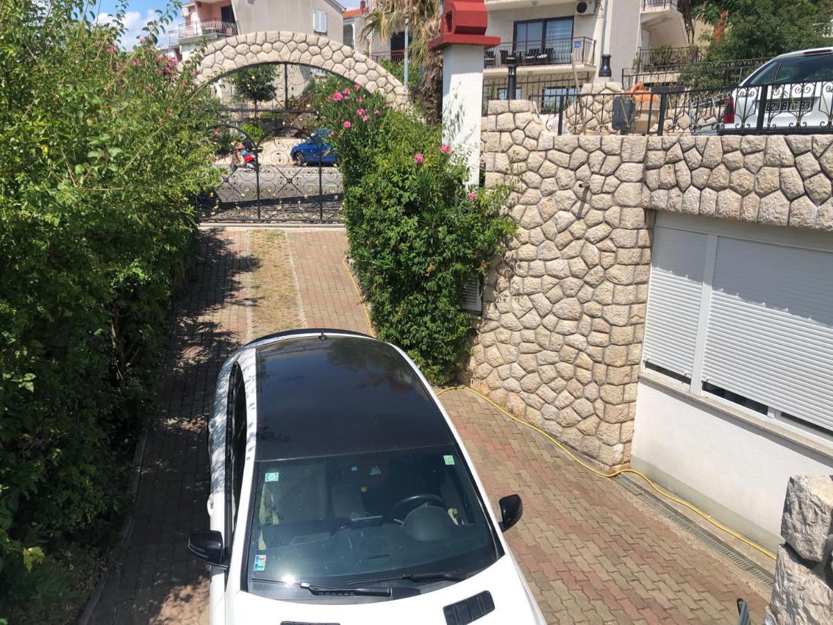 La Villa - Beach House & Rooms Crikvenica Exterior foto